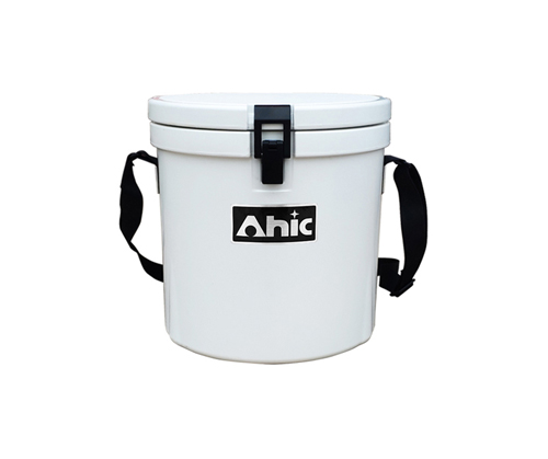AHIC Ͱ